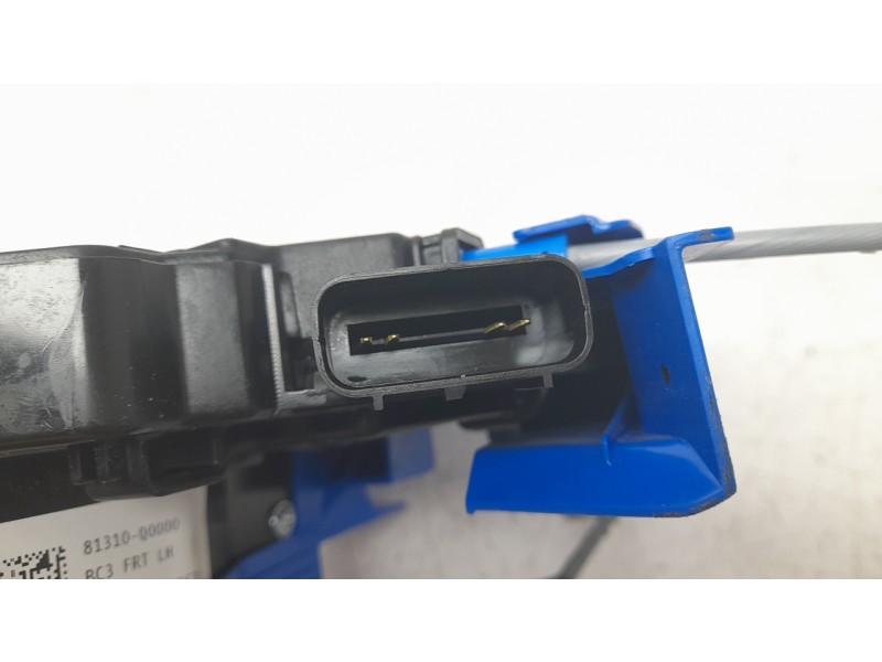 Recambio de cerradura puerta delantera izquierda para hyundai bayon 1.2 mpi 79 cv maxx (2024) referencia OEM IAM 81310Q0000  