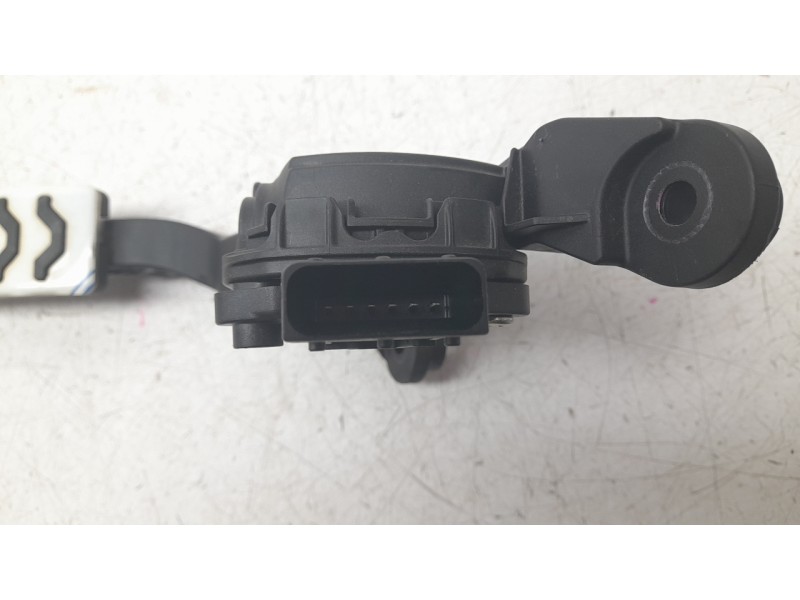 Recambio de potenciometro pedal para hyundai bayon 1.2 mpi 79 cv maxx (2024) referencia OEM IAM 327001RXXX 327001R500 