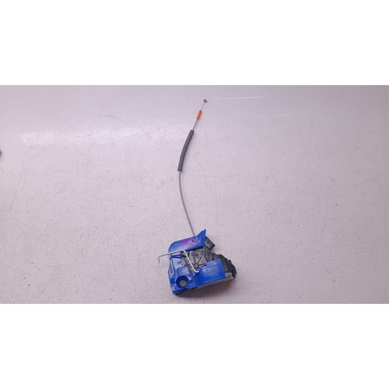 Recambio de cerradura puerta delantera derecha para hyundai bayon 1.2 mpi 79 cv maxx (2024) referencia OEM IAM 81320Q0010  