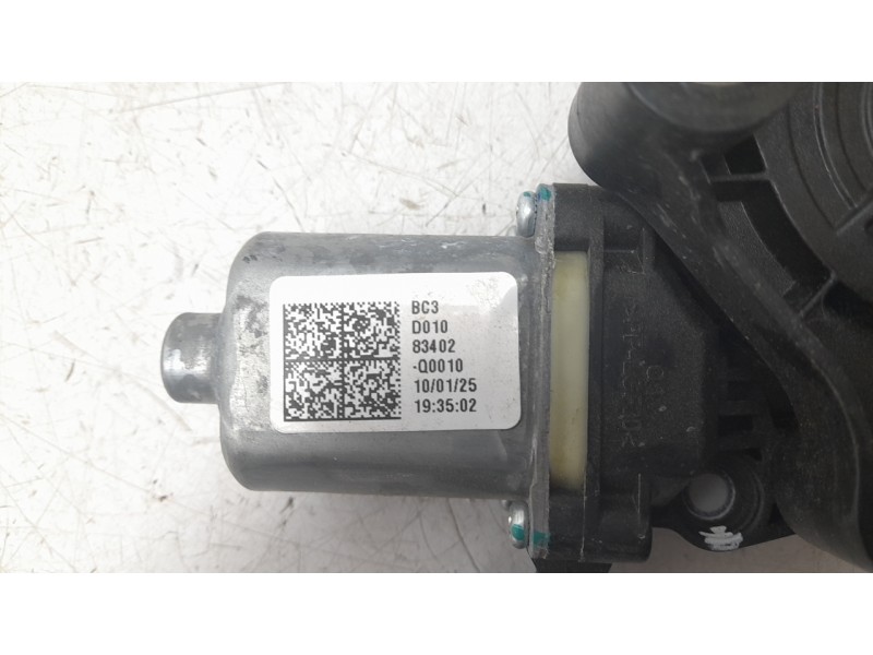 Recambio de elevalunas trasero derecho para hyundai bayon 1.2 mpi 79 cv maxx (2024) referencia OEM IAM 83404Q0010  