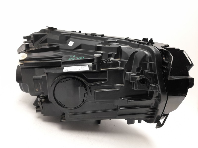 Recambio de faro izquierdo para mercedes-benz eqb (x243) eqb 250+ (243.602) referencia OEM IAM A2439062701  