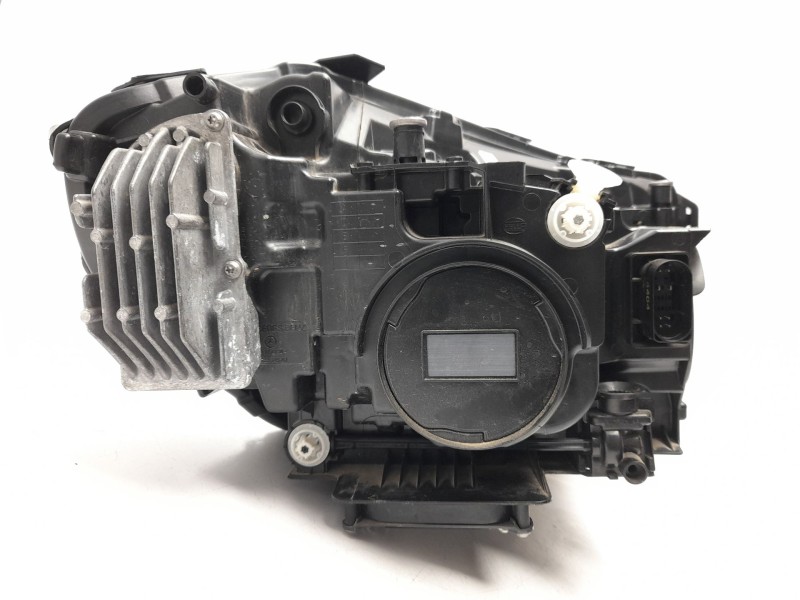 Recambio de faro izquierdo para mercedes-benz eqb (x243) eqb 250+ (243.602) referencia OEM IAM A2439062701  