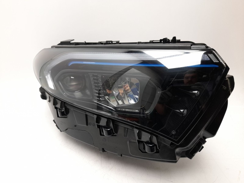 Recambio de faro derecho para mercedes-benz eqb (x243) eqb 250+ (243.602) referencia OEM IAM A2439062801  