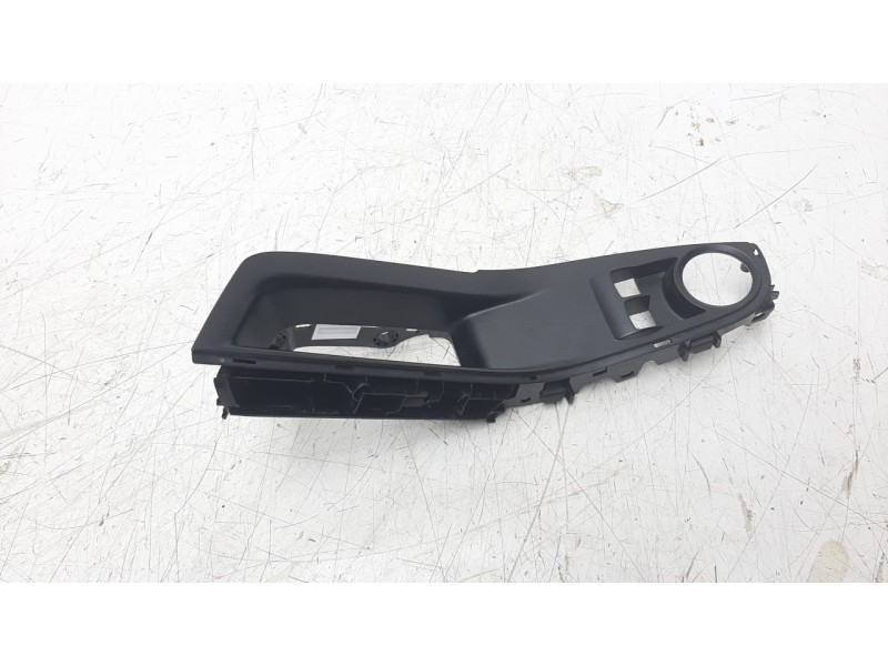 Recambio de moldura para ford fiesta (ccn) 1.25 16v cat referencia OEM IAM C1BBA240A41  