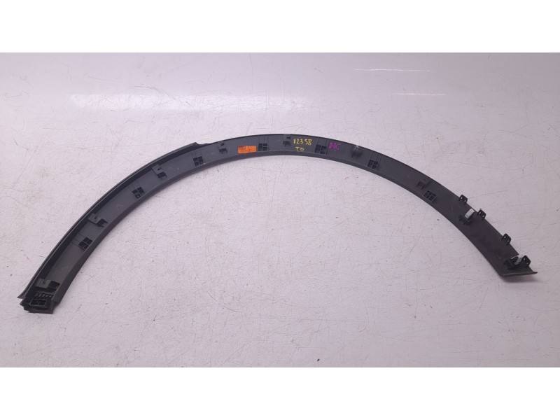 Recambio de aletin trasero derecho para hyundai bayon 1.2 mpi 79 cv maxx (2024) referencia OEM IAM 87742Q0400  