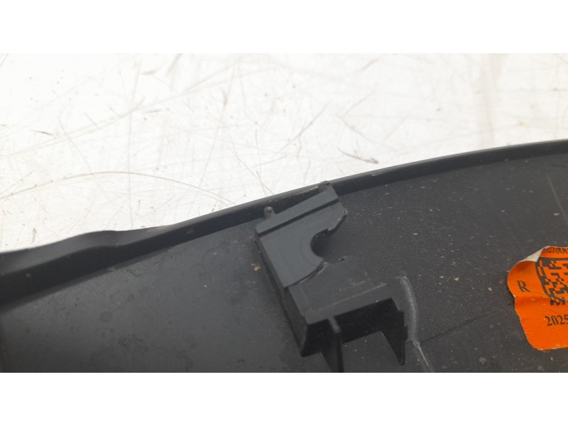 Recambio de aletin trasero derecho para hyundai bayon 1.2 mpi 79 cv maxx (2024) referencia OEM IAM 87742Q0400  