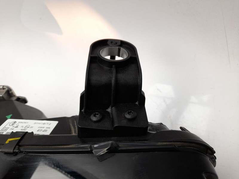 Recambio de faro derecho para alfa romeo giulia (952_) 2.2 d (952aem250, 952aea250) referencia OEM IAM 50547571  
