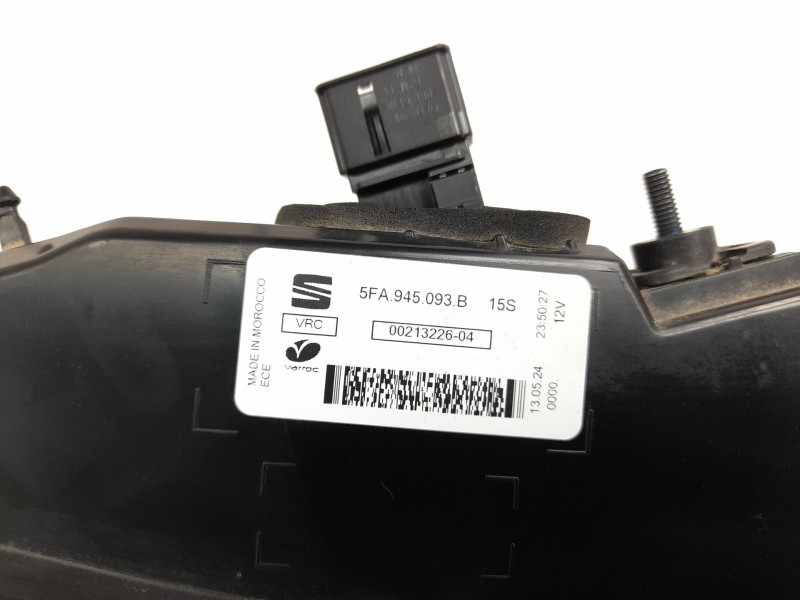 Recambio de piloto trasero central para seat leon (kl1, klg) 1.0 tsi referencia OEM IAM 5FA945093B  