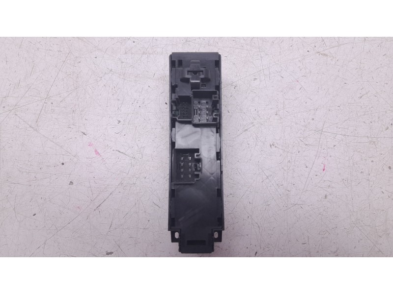 Recambio de mando elevalunas delantero izquierdo para ford transit courier b460 furgoneta/monovolumen 1.5 tdci referencia OEM IA