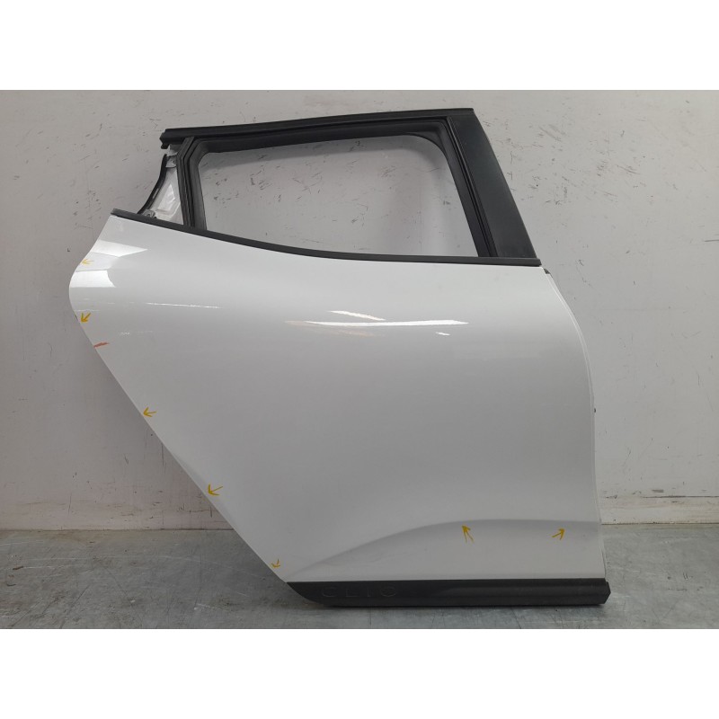 Recambio de puerta trasera derecha para renault clio v (b7_) 1.5 blue dci 85 (b7ag) referencia OEM IAM 821005029R  