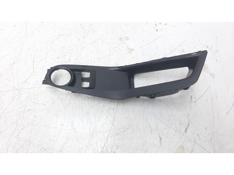 Recambio de moldura para ford fiesta (ccn) 1.25 16v cat referencia OEM IAM C1BBA240A41  