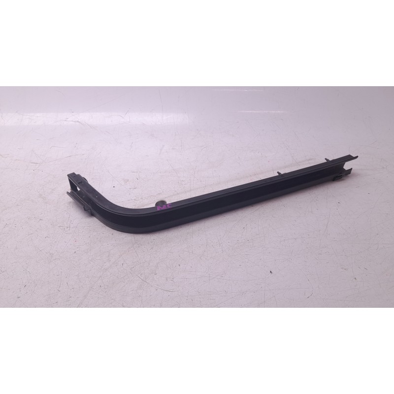 Recambio de soporte / guia puerta corredera para ford transit courier b460 furgoneta/monovolumen 1.5 tdci referencia OEM IAM ET7