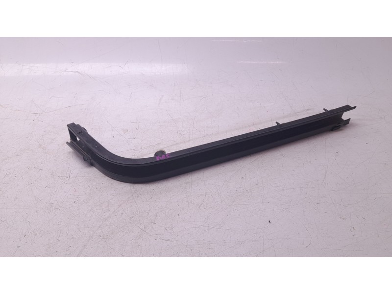 Recambio de soporte / guia puerta corredera para ford transit courier b460 furgoneta/monovolumen 1.5 tdci referencia OEM IAM ET7