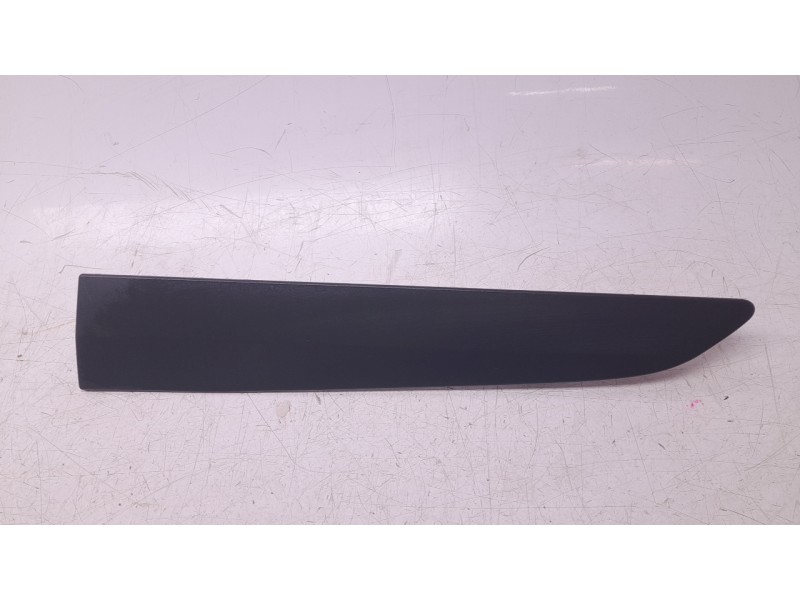 Recambio de moldura para ford transit courier b460 furgoneta/monovolumen 1.5 tdci referencia OEM IAM ET7629397A  