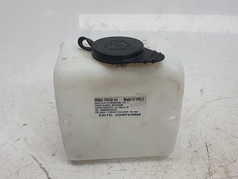 Recambio de deposito limpia para citroën ami (9a_) electric (9az2ca) referencia OEM IAM 9837550580  