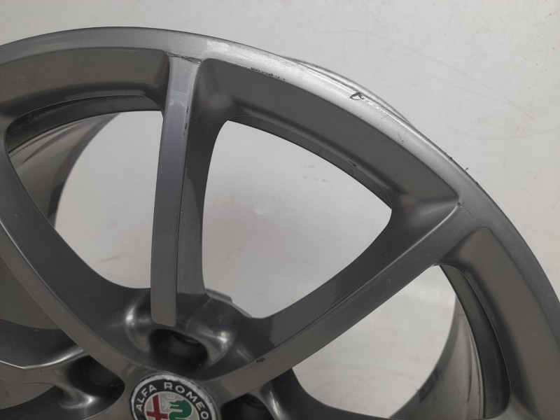 Recambio de llanta para alfa romeo giulia (952_) 2.2 d (952aem250, 952aea250) referencia OEM IAM 156113545  
