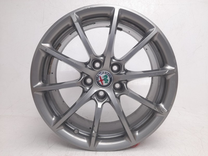 Recambio de llanta para alfa romeo giulia (952_) 2.2 d (952aem250, 952aea250) referencia OEM IAM 156107468  