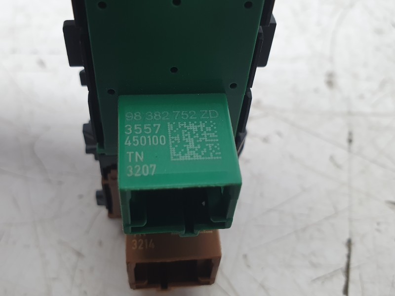 Recambio de warning para citroën ami (9a_) electric (9az2ca) referencia OEM IAM 98382752ZD  