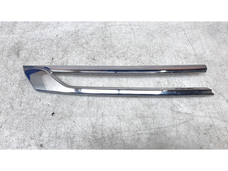 Recambio de moldura para opel astra k lim. 5türig dynamic referencia OEM IAM 13423642 107166322 OP4202203