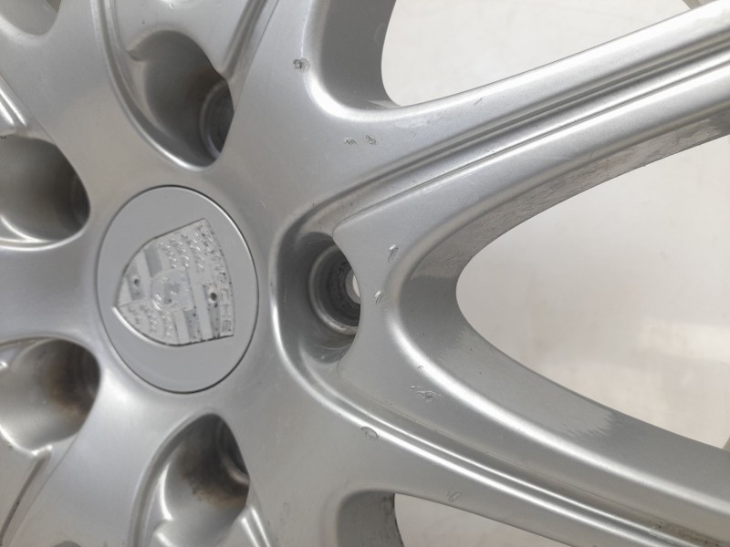 Recambio de llanta para porsche 911 descapotable (996) 3.4 carrera 4 referencia OEM IAM 99636213455  