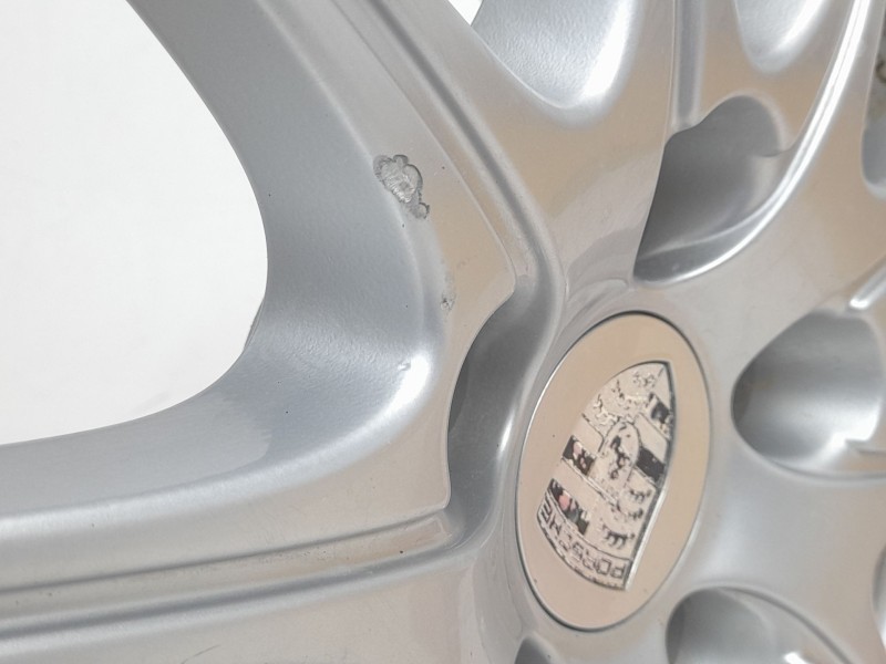 Recambio de llanta para porsche 911 descapotable (996) 3.4 carrera 4 referencia OEM IAM 99636214050  
