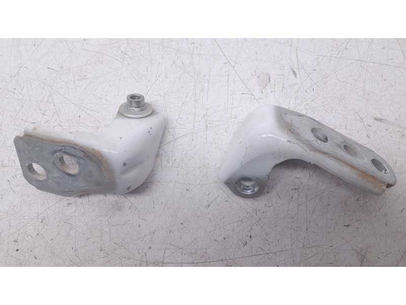 Recambio de bisagra puerta delantera derecha para ford transit courier b460 furgoneta/monovolumen 1.5 tdci referencia OEM IAM BB