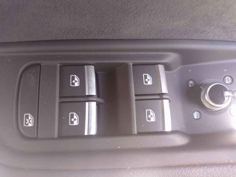 Recambio de mando elevalunas delantero izquierdo para audi a5 sportback (f5a, f5f) 40 tfsi mild hybrid referencia OEM IAM   