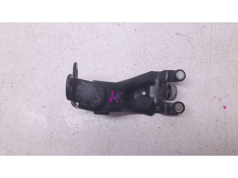 Recambio de soporte / guia puerta corredera para ford transit courier b460 furgoneta/monovolumen 1.5 tdci referencia OEM IAM ET7