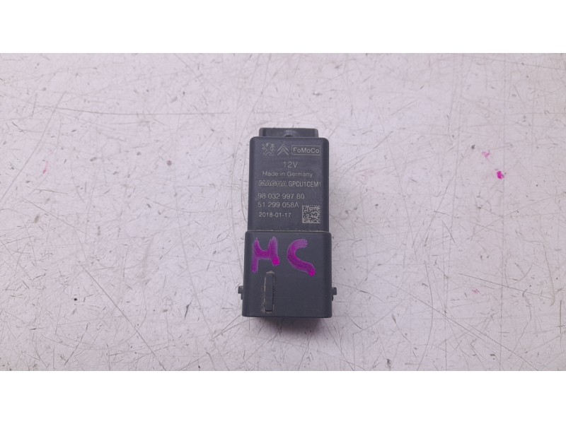 Recambio de rele para ford transit courier b460 furgoneta/monovolumen 1.5 tdci referencia OEM IAM 9803299780 GPCU1CEM1 