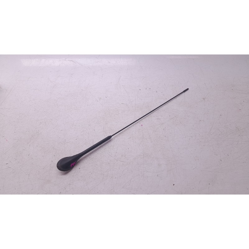 Recambio de antena para ford transit courier b460 furgoneta/monovolumen 1.5 tdci referencia OEM IAM AV1T1828AA  