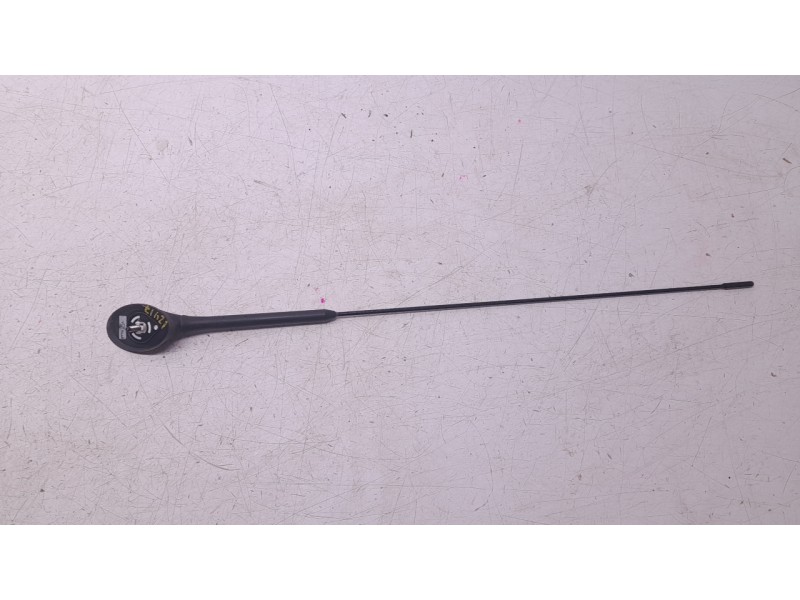 Recambio de antena para ford transit courier b460 furgoneta/monovolumen 1.5 tdci referencia OEM IAM AV1T1828AA  