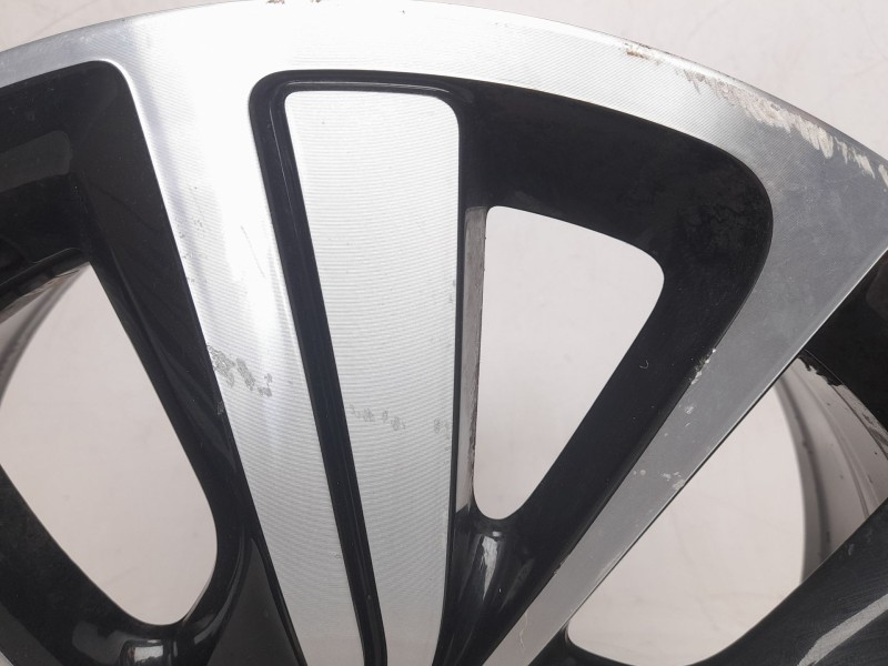 Recambio de llanta para citroën c4 grand picasso ii (da_, de_) 1.2 thp 130 referencia OEM IAM 96770903XY  