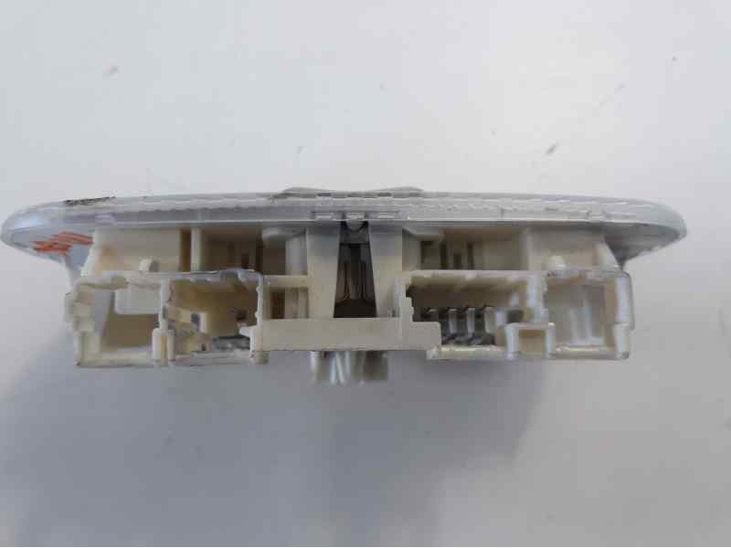 Recambio de luz interior para citroen c4 picasso exclusive referencia OEM IAM 9652262180  