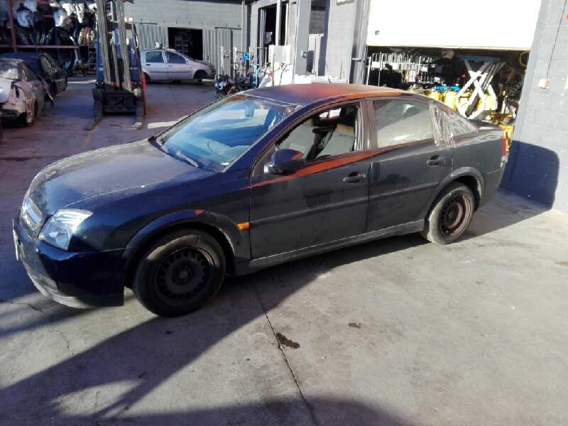 opel vectra c berlina del año 2002