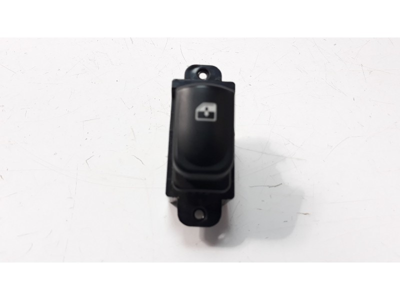 Recambio de mando elevalunas delantero derecho para hyundai i20 1.2 16v cat referencia OEM IAM 202005491  