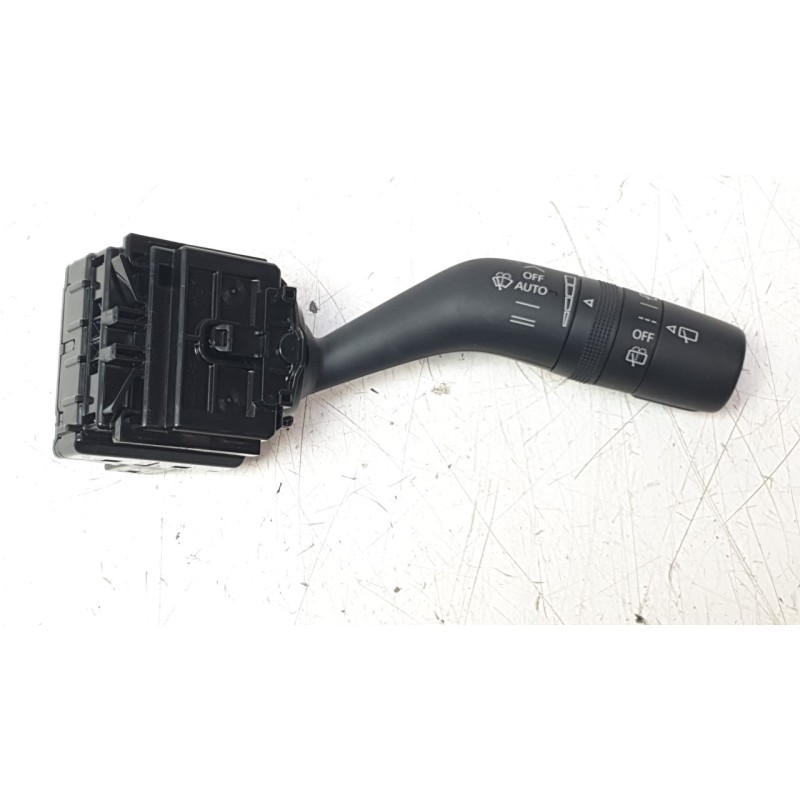 Recambio de mando limpia para mazda 3 hatchback (bp) 2.0 skyactiv-g m hybrid referencia OEM IAM BDENA1F  