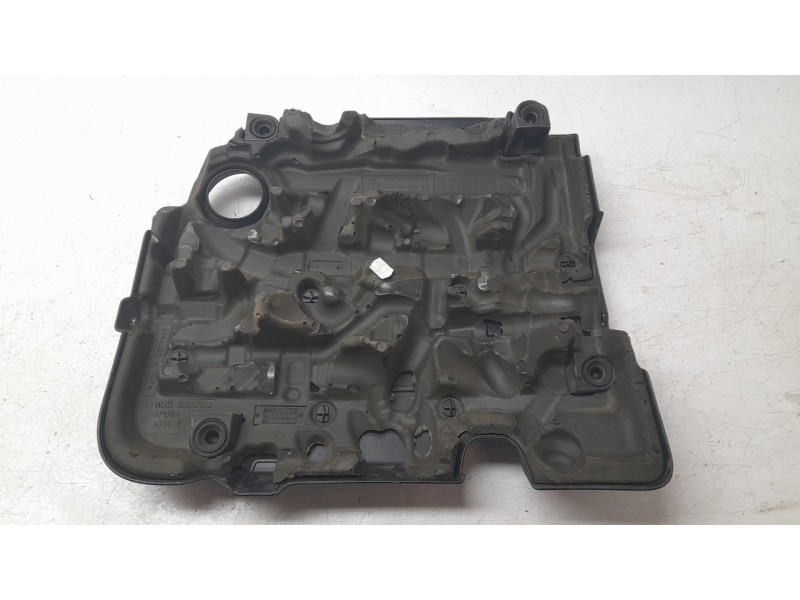 Recambio de tapa motor para audi a1 sportback (8xa, 8xf) 1.6 tdi referencia OEM IAM 04L103925AA  
