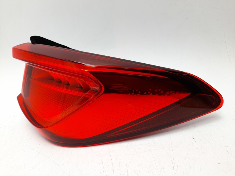 Recambio de piloto trasero derecho para seat leon (kl1, klg) 1.0 tsi referencia OEM IAM 5FA945096  103F21391770/16852142/9021060
