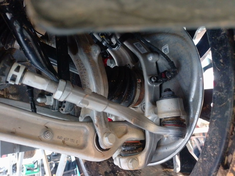 Recambio de mangueta delantera izquierda para audi a5 sportback (f5a, f5f) 40 tfsi mild hybrid referencia OEM IAM   
