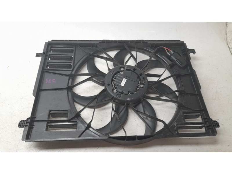 Recambio de electroventilador para mercedes-benz b-klasse (bm 247) b 200 d referencia OEM IAM 2479060100 21305203294 
