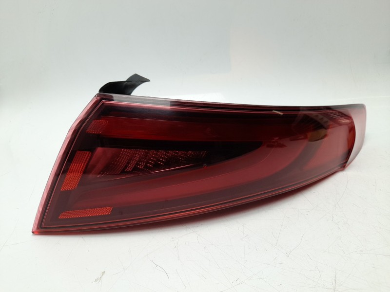 Recambio de piloto trasero derecho para alfa romeo giulia (952_) 2.2 d (952aem250, 952aea250) referencia OEM IAM 50543788  