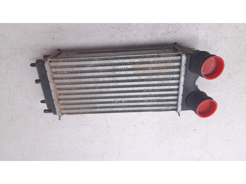 Recambio de intercooler para ford transit courier b460 furgoneta/monovolumen 1.5 tdci referencia OEM IAM T766K775BA  