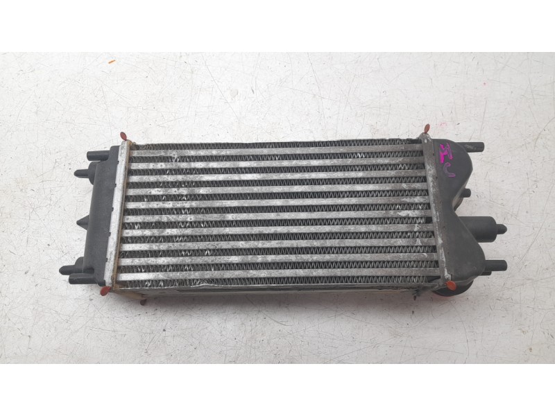Recambio de intercooler para ford transit courier b460 furgoneta/monovolumen 1.5 tdci referencia OEM IAM T766K775BA  