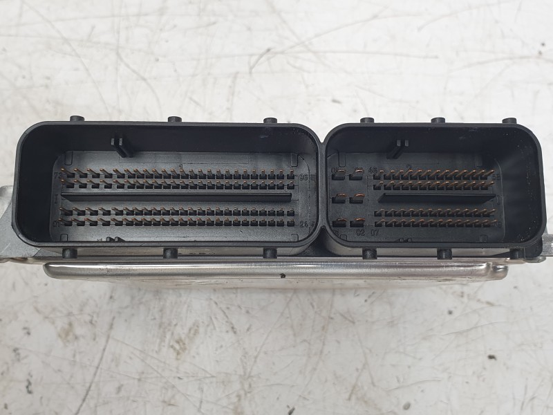 Recambio de centralita motor uce para bmw 3 (e90) 320 d referencia OEM IAM 779985502 0281012754 