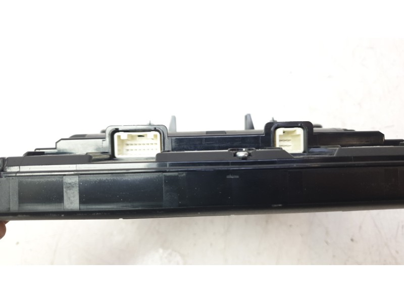 Recambio de luz interior para mazda 3 hatchback (bp) 2.0 skyactiv-g m hybrid referencia OEM IAM BHPD334C05  