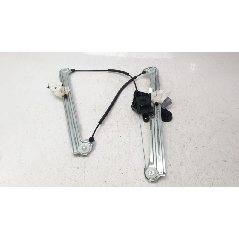 Recambio de elevalunas delantero derecho para mazda 3 hatchback (bp) 2.0 skyactiv-g m hybrid referencia OEM IAM BCJH58590A  