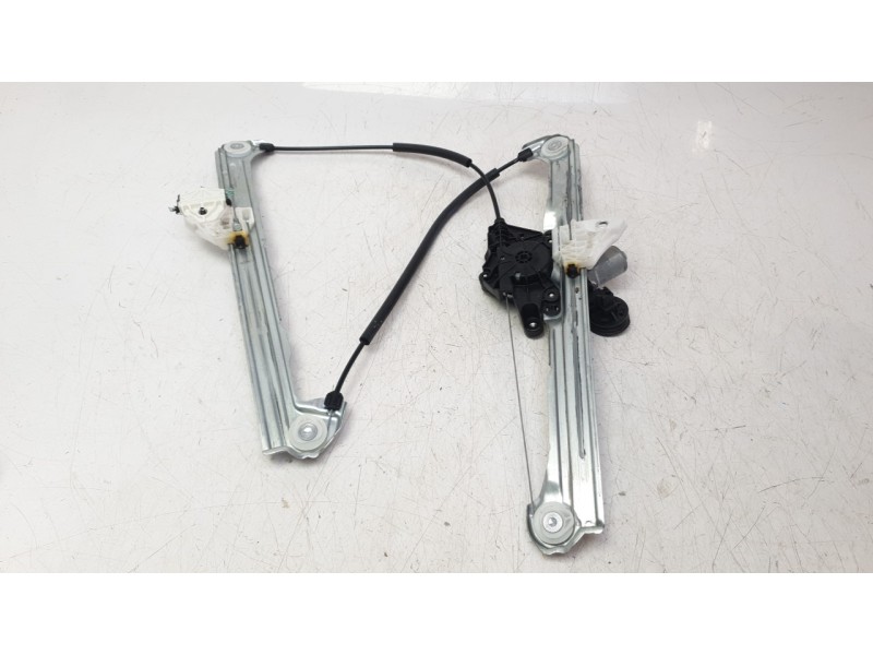 Recambio de elevalunas delantero derecho para mazda 3 hatchback (bp) 2.0 skyactiv-g m hybrid referencia OEM IAM BCJH58590A  