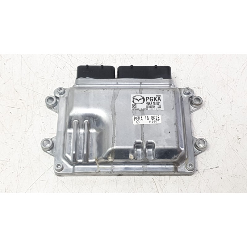 Recambio de centralita motor uce para mazda 3 hatchback (bp) 2.0 skyactiv-g m hybrid referencia OEM IAM PGKA188K2E E6TA6075H 