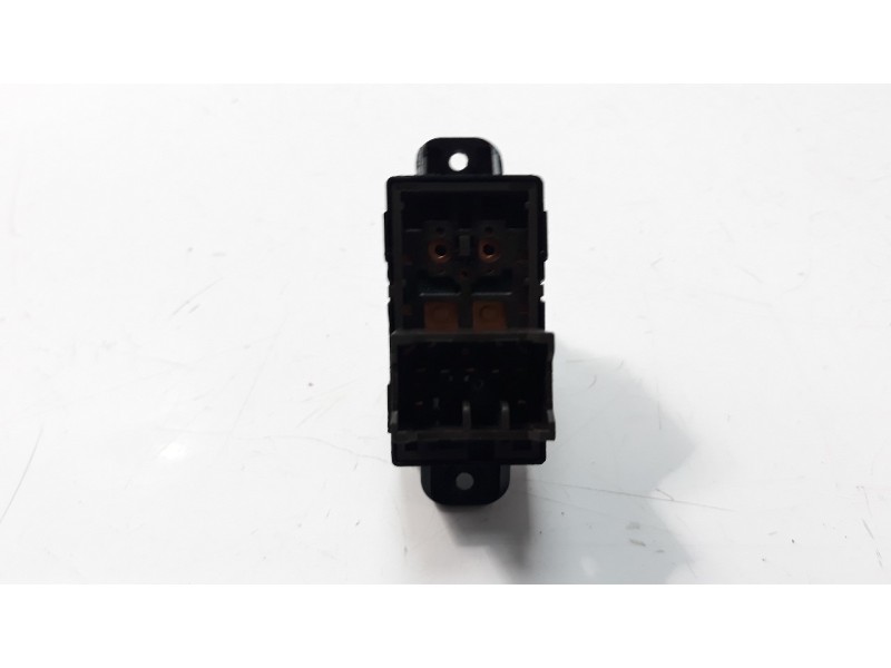 Recambio de mando elevalunas delantero derecho para hyundai i20 1.2 16v cat referencia OEM IAM 202005491  