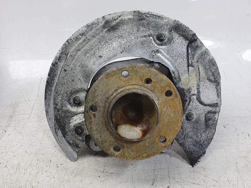 Recambio de mangueta delantera derecha para bmw 3 (e90) 320 d referencia OEM IAM 31216793924  ZZPBM001
